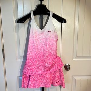 Nike Victory Breathe Advantage Tennis Outfit Pink/White Ombré Print Med…